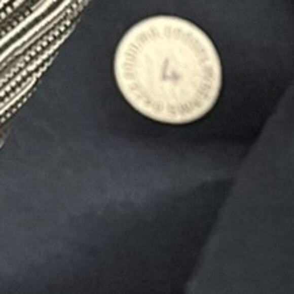 ***SOLD*** Lululemon Jet Crop Luxtreme Slim Pant Size 4 Gray Striped Drawstring - Picture 4 of 5